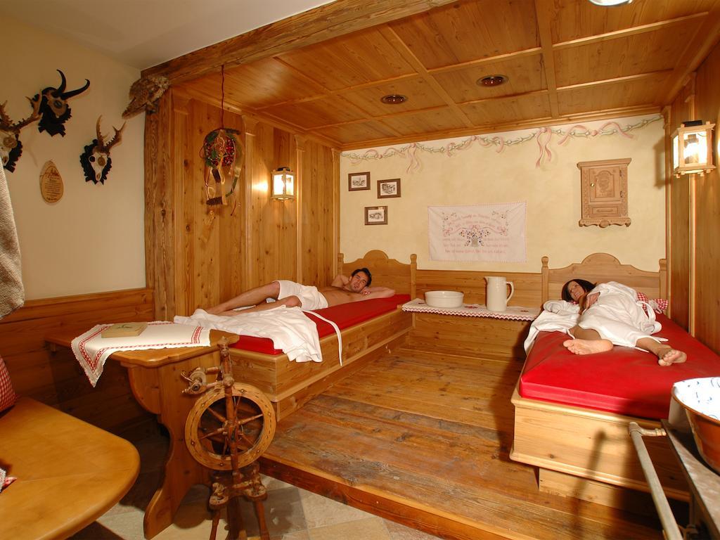 Hotel Garni Romantika Серфаус Экстерьер фото