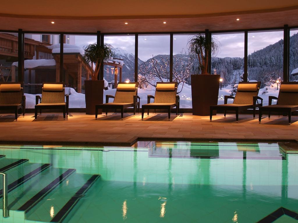 Hotel Garni Romantika Серфаус Экстерьер фото