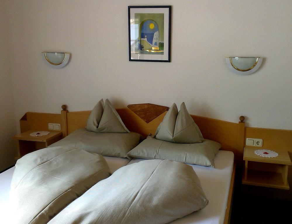 Hotel Garni Romantika Серфаус Экстерьер фото